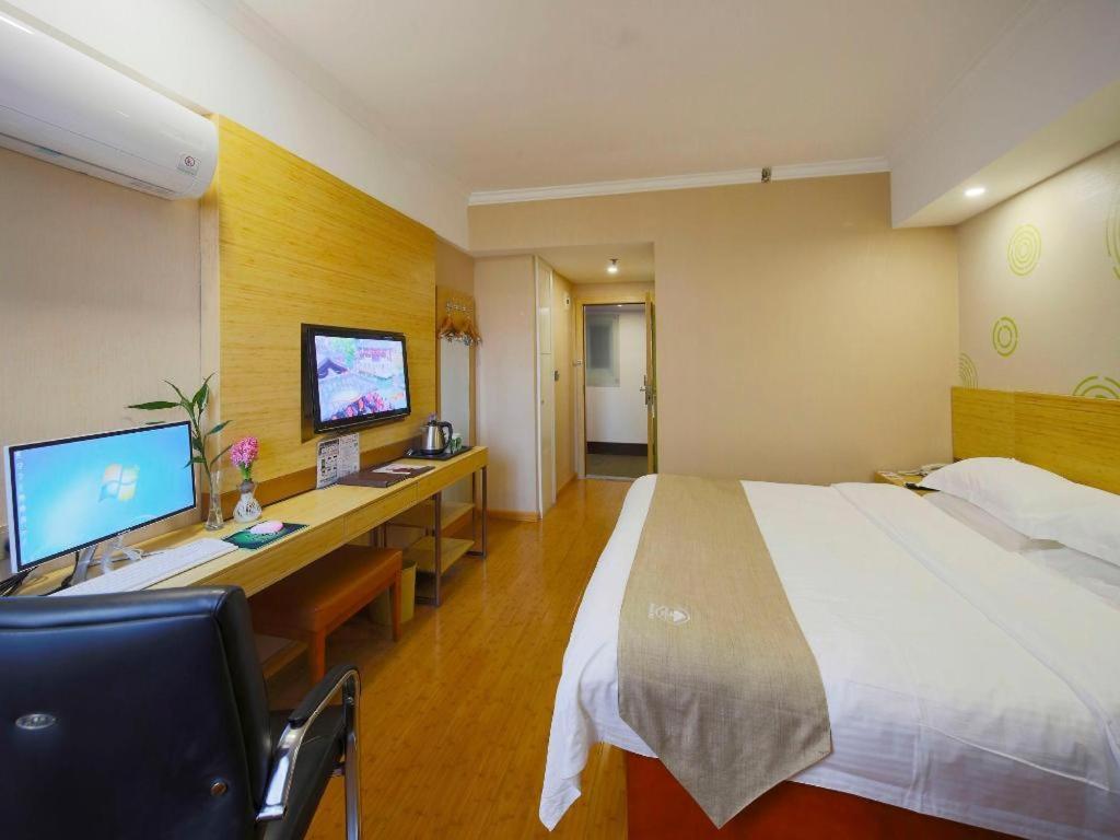 Greentree Inn Shanghai Guangxin Road Tongji Hospital Express Hotel Eksteriør bilde