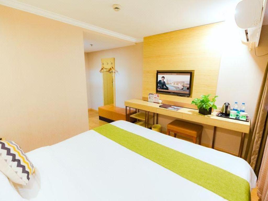 Greentree Inn Shanghai Guangxin Road Tongji Hospital Express Hotel Eksteriør bilde
