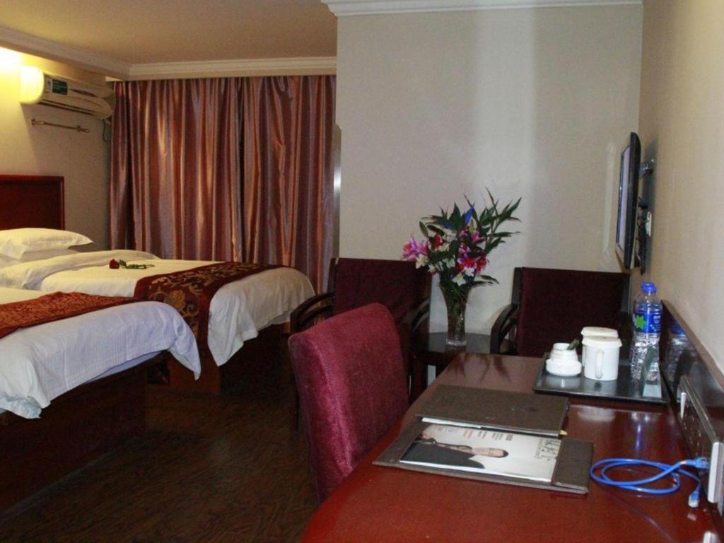 Greentree Inn Shanghai Guangxin Road Tongji Hospital Express Hotel Eksteriør bilde